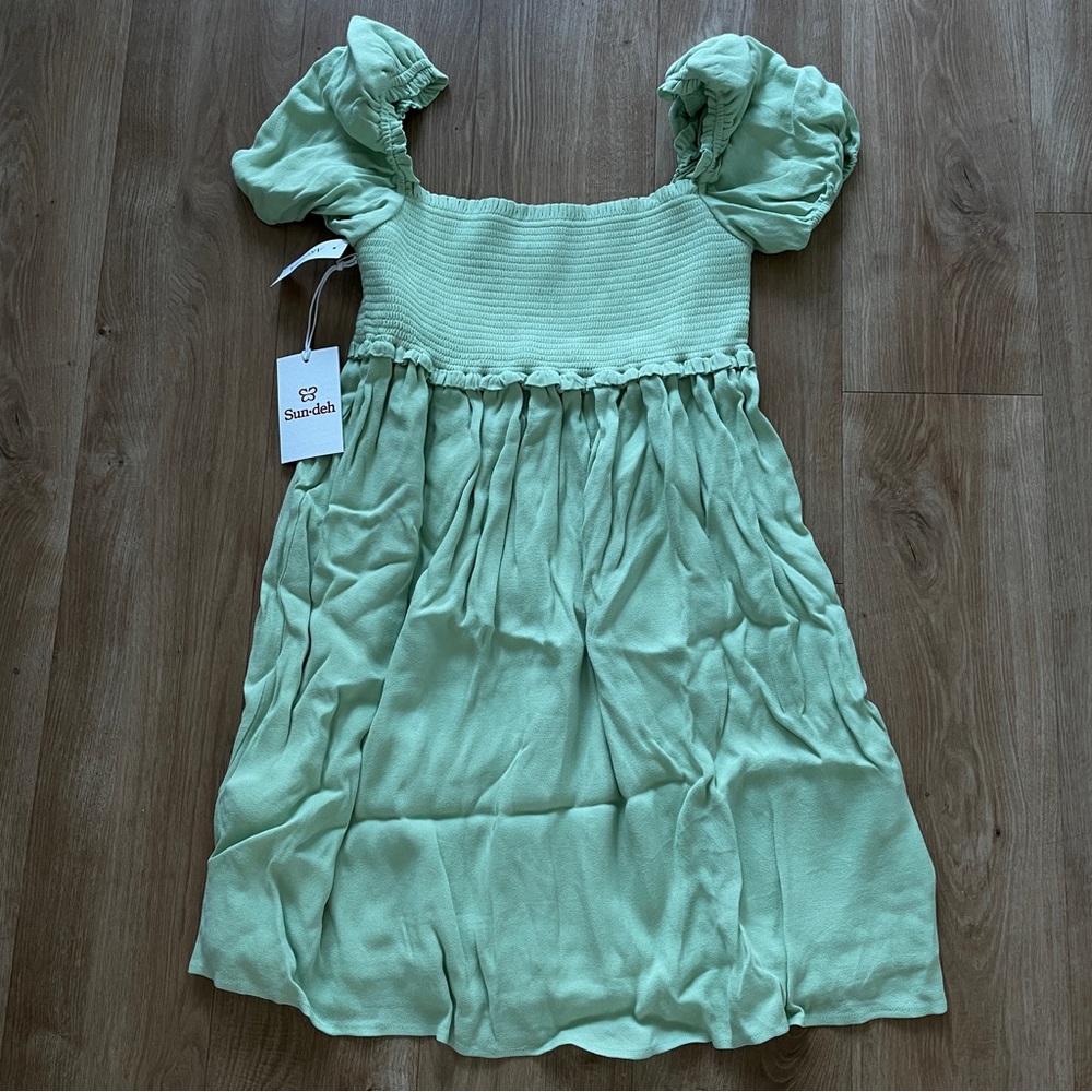 Aritzia Sunday Best Hadley dress